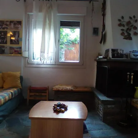 Gini Vinis Chalet