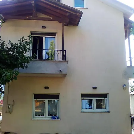 شاليه Gini Vinis *