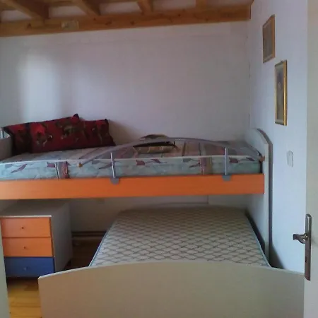 Gini Vinis شاليه *