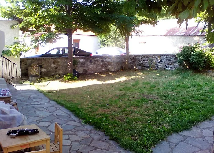 Chaletu Ginî Viñis