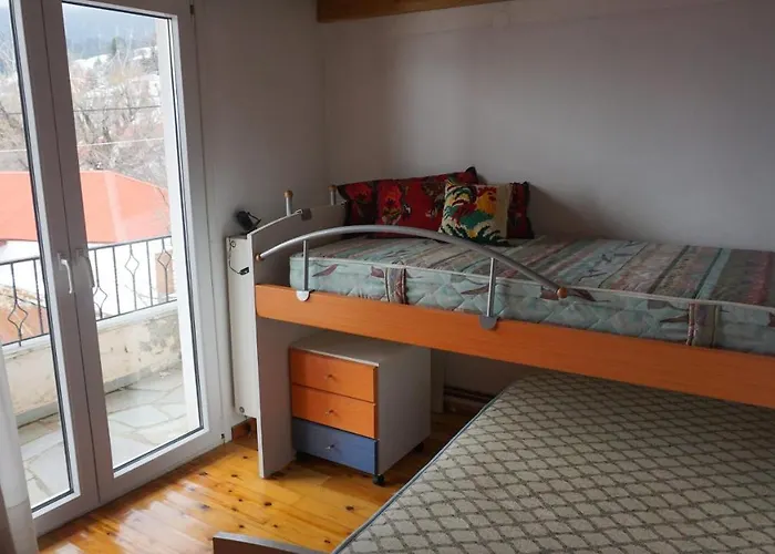 Chaletu Ginî Viñis