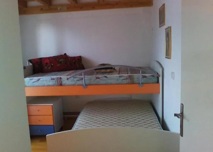 Ginî Viñis Chaletu *